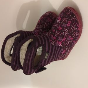 BOGS - waterproof size 4 toddler boots.
